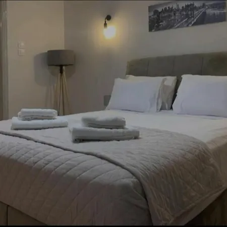 Acharnon Private Homestay *